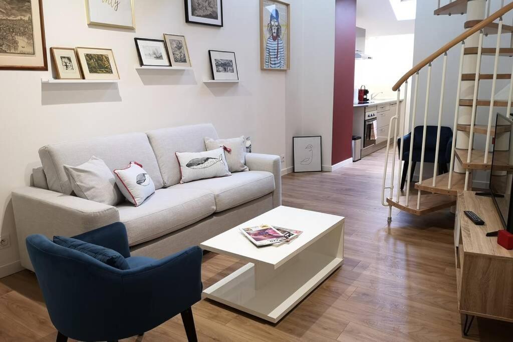 דירות בלואה Le Duplex Des Quais מראה חיצוני תמונה