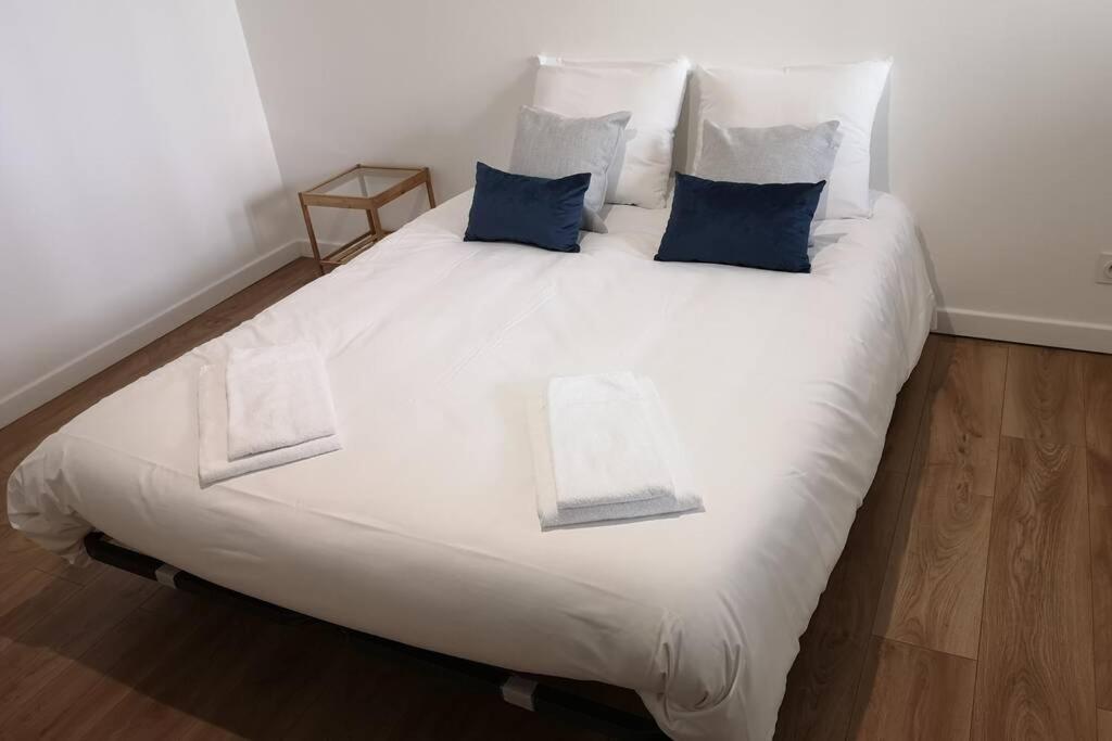 דירות בלואה Le Duplex Des Quais מראה חיצוני תמונה